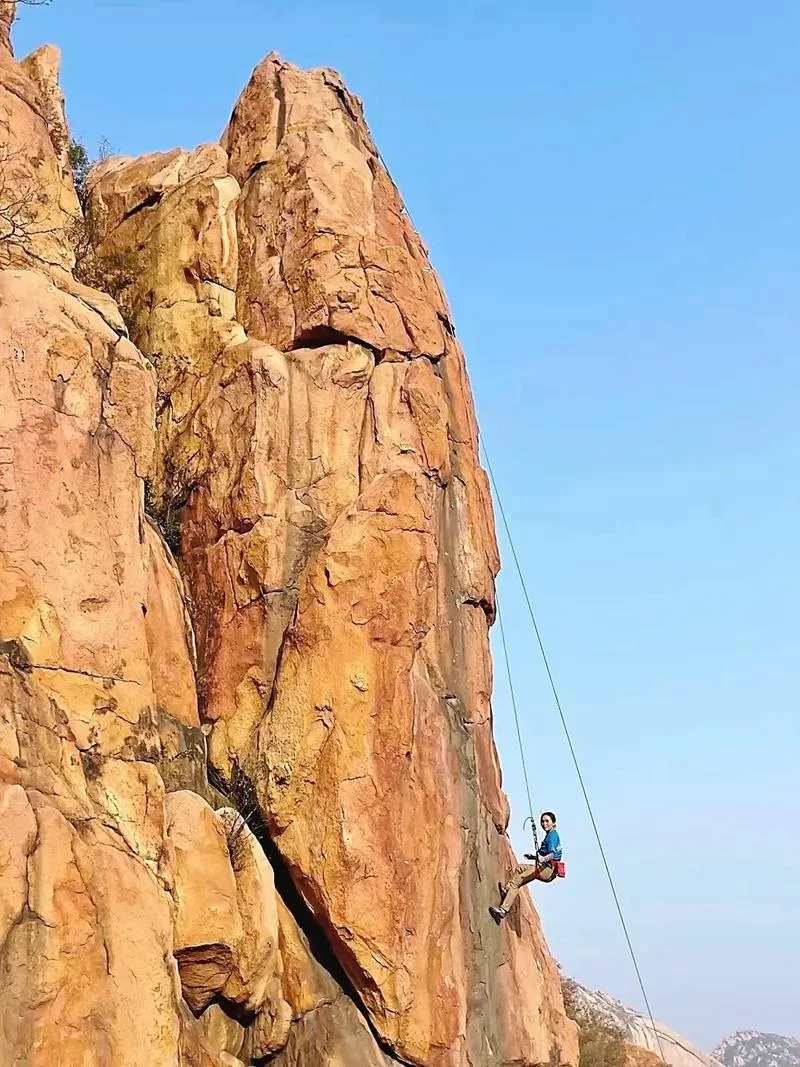 真实攀岩／New Heights： Realistic Climbing and Bouldering