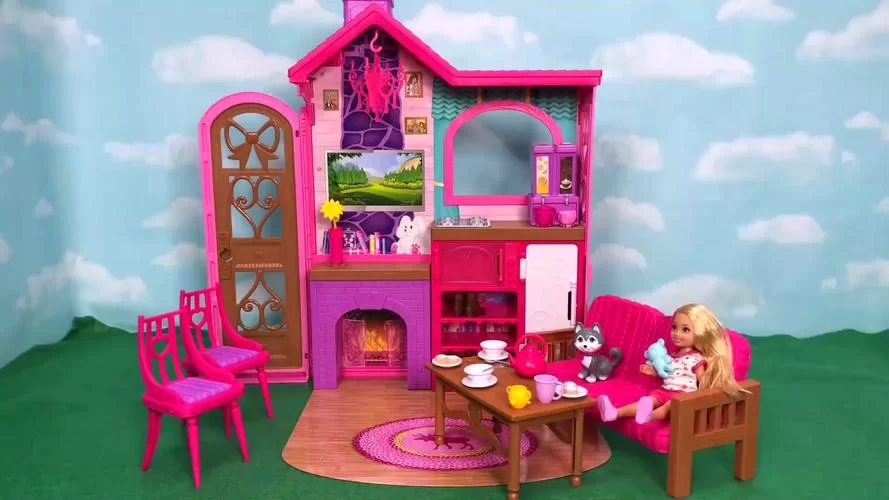 玩具屋／Dollhouse
