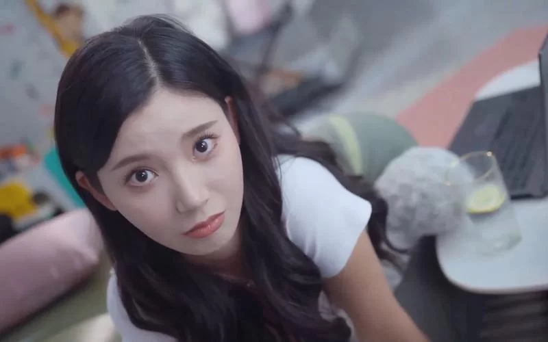 3739.《完蛋！我被美女包围了！》中文绿色学习版