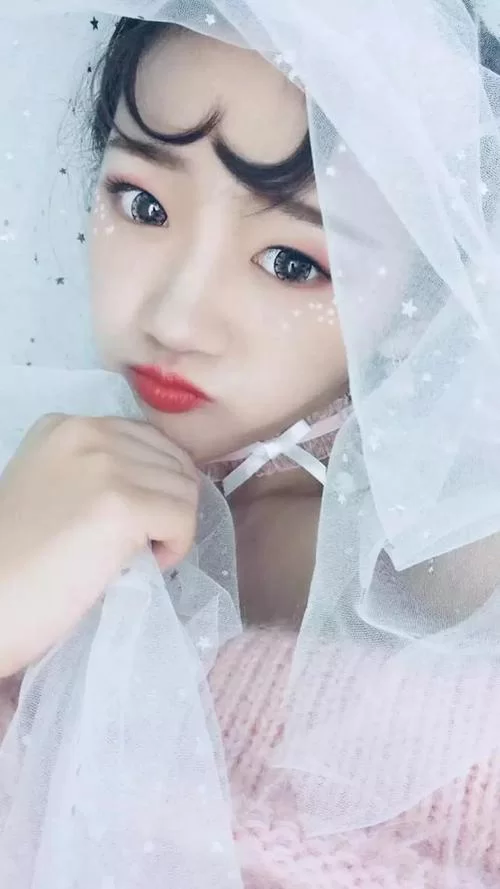 从网红到演员：代古拉K的演艺之路
