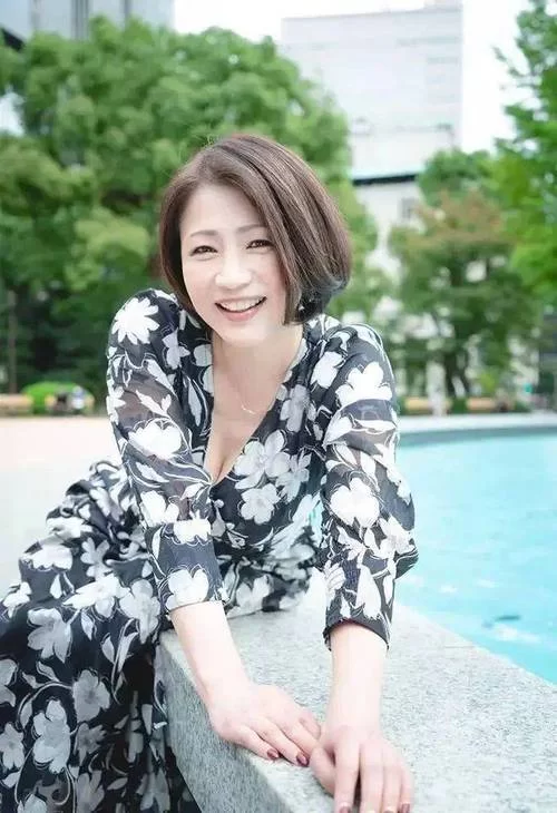 想成为女优？这份养成计划助你实现梦想！