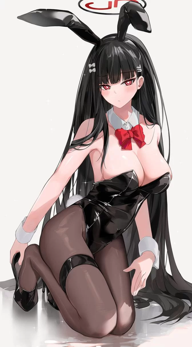 二次元兔女郎锐雯H：游戏角色的另一种魅力