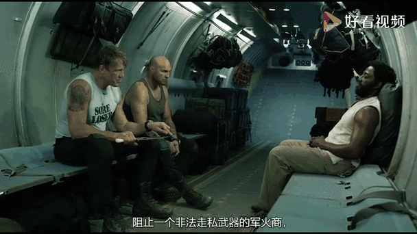 凯恩与林奇：硬汉联盟的犯罪故事与游戏体验