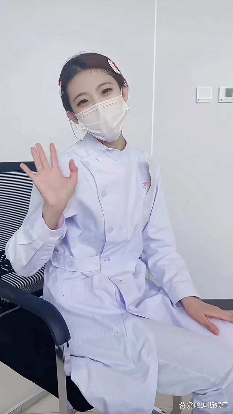 这位小护士美女太漂亮了！网友直呼心动