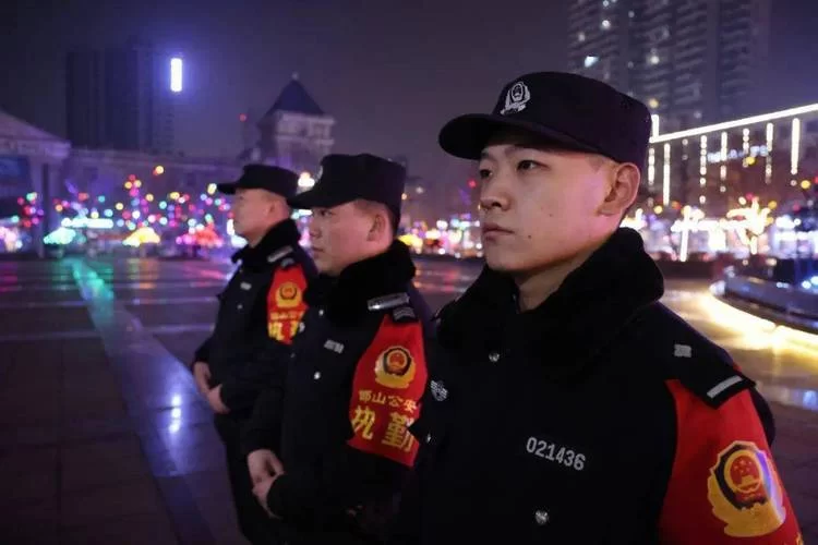 想了解巡警的日常工作？这里有你想要的答案！