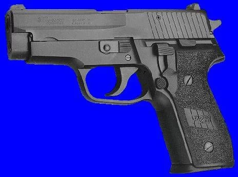 P228手枪性能评测：人体工程学设计与射击体验