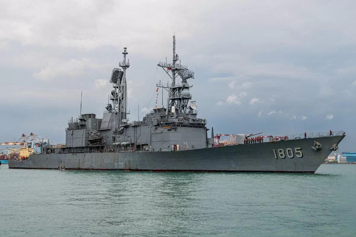 基德级驱逐舰:从伊朗到台湾的曲折命运与军事价值 基德级驱逐舰:从伊朗到台湾的曲折命运与军事价值