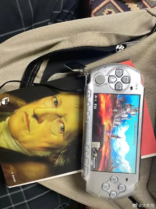 想玩PSP Galgame？这些游戏你一定不能错过