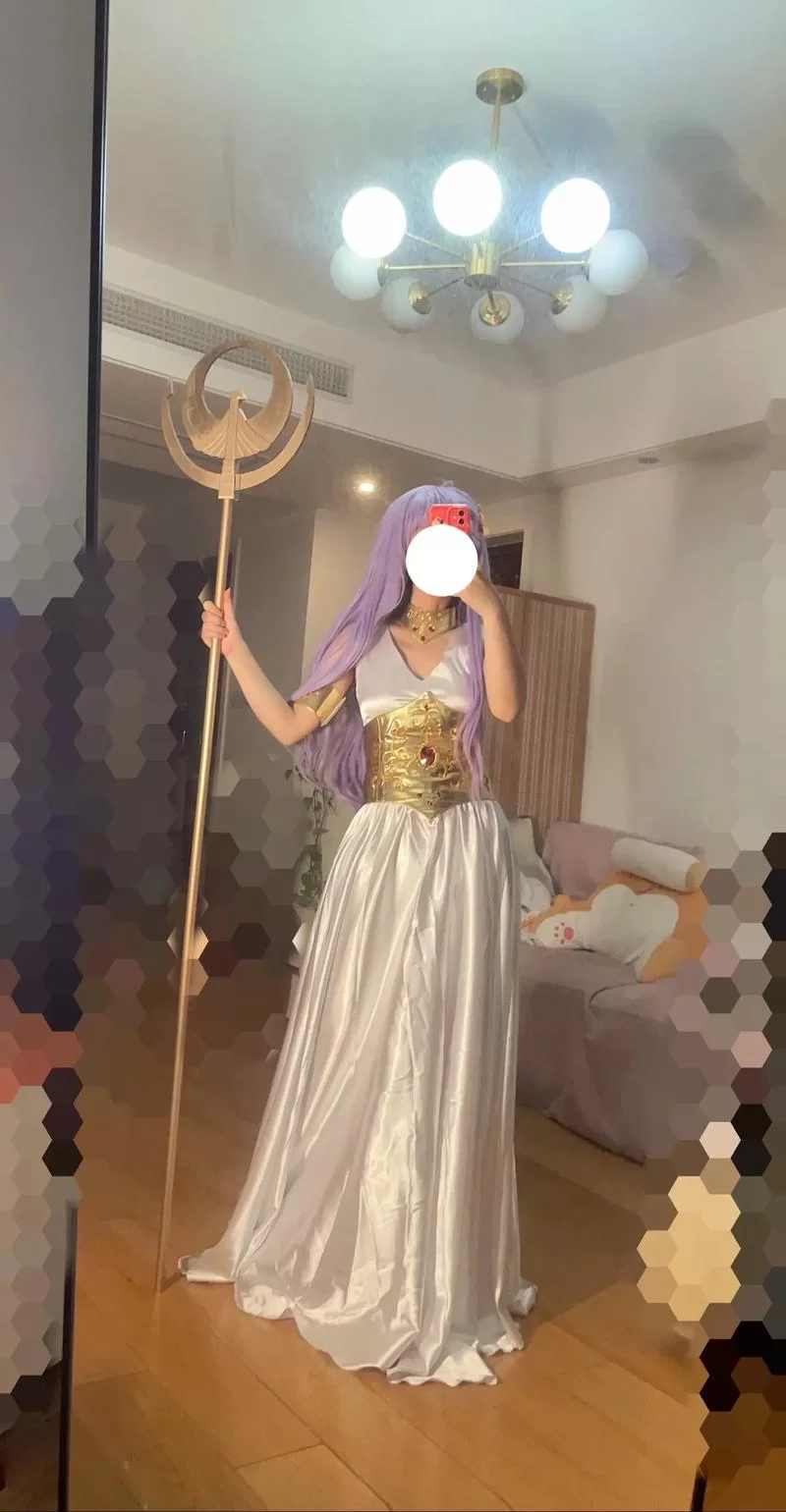 网红歪歪COS雅典娜：那些年我们一起追过的“女神”