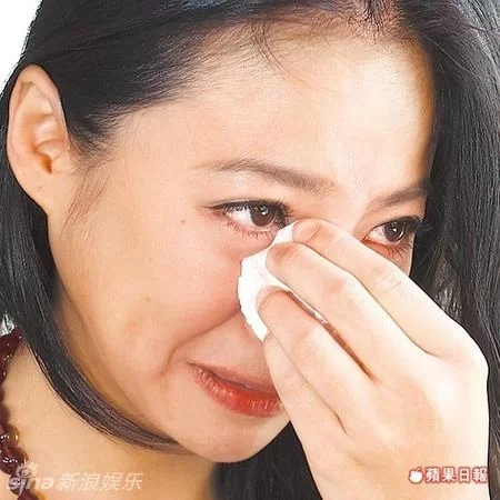 台湾主播萱萱事件始末，网友热议背后的真相是什么？