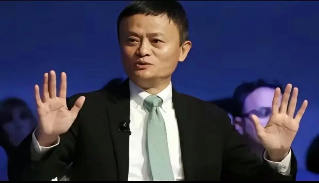 网络疯传马云手掌图片，他的手相真的能预测未来吗？