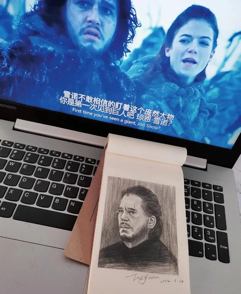 深入解析琼恩雪诺的身世之谜：他是谁的儿子？