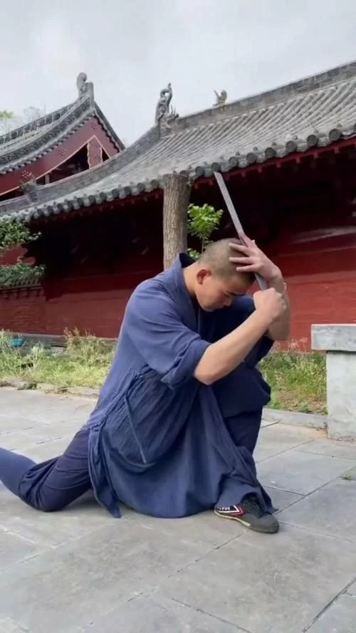 铁头功图片欣赏：武侠梦的真实写照