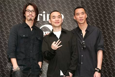 黄立成歌曲黑超人，带你感受另类英雄世界