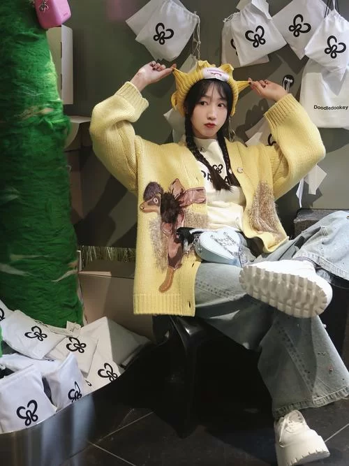 寻找最新私服？众多版本任你挑选！