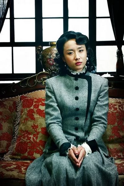 演员丁莉：影视作品及获奖经历大盘点