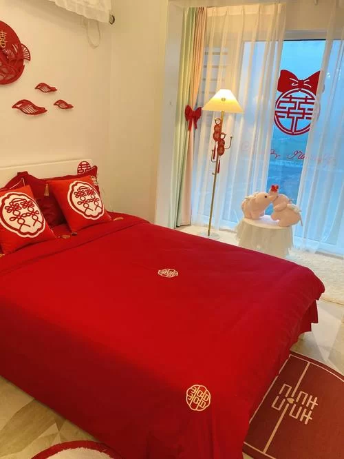 红色房间攻略大全：轻松通关秘籍分享