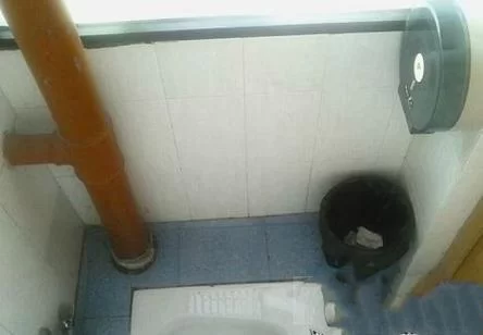 厦大图书馆女厕偷拍：官方回应及后续处理