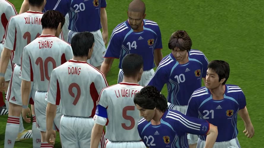 实况足球2007：高清画面，流畅操作，重现绿茵激情