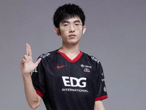 EDG圣枪哥：为何在AL突然强势？他的秘密武器是什么？