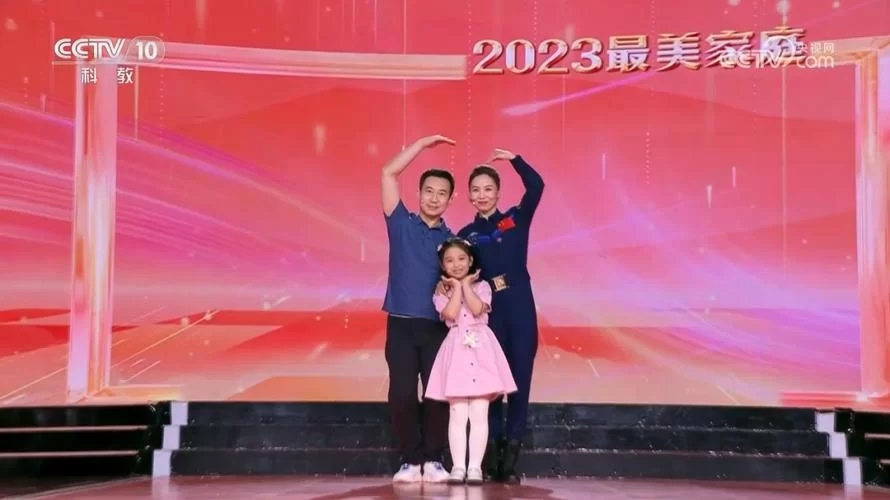 飞行员赵鹏有哪些感人事迹？这些故事让人敬佩不已！