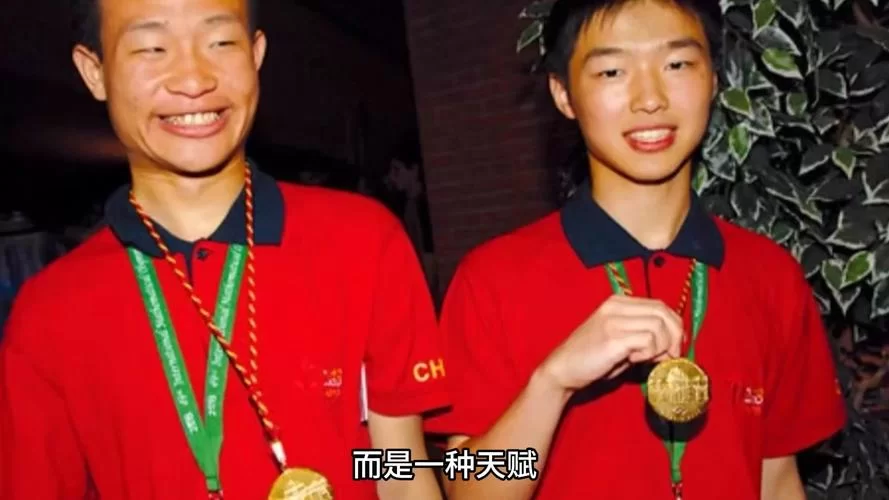 韦神退役原因是什么？天才选手的背后故事！