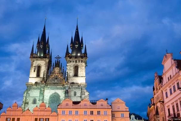 捷克共和国旅游必看：热门景点与旅行攻略！