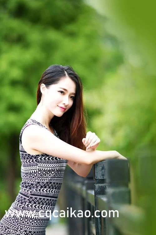 纱仓真菜好看吗？素颜照和写真集对比！
