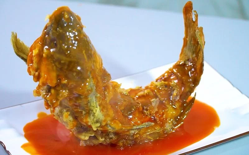 糖醋鲤鱼是什么菜系？经典鲁菜你一定要尝尝！
