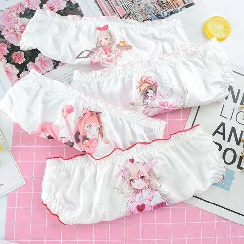 盘点动漫中女角色的内裤是什么颜色的，纯白还是条纹？