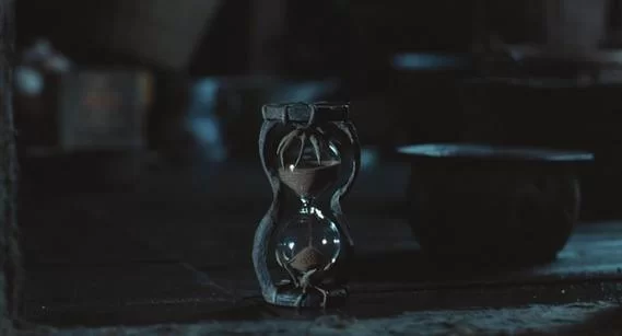 潘神的迷宫结局是啥意思？（这些细节你注意到了吗？）