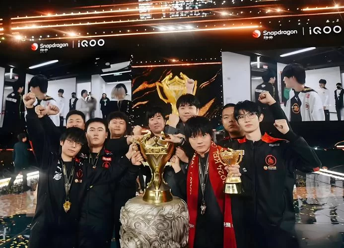 成都ag超玩会对战日本，这场电竞比赛在哪看？