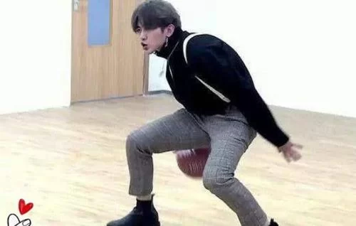 蔡徐坤打篮球图片高清版，喜欢蔡徐坤的ikun们速速收藏！