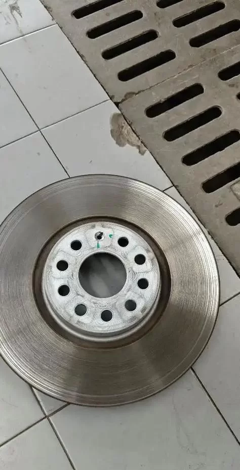 汽车刹车盘多少钱一个？详细解读影响价格的因素