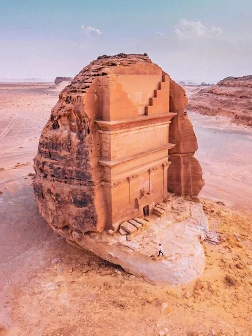 沙漠地图海市蜃楼：真实的荒漠生存挑战