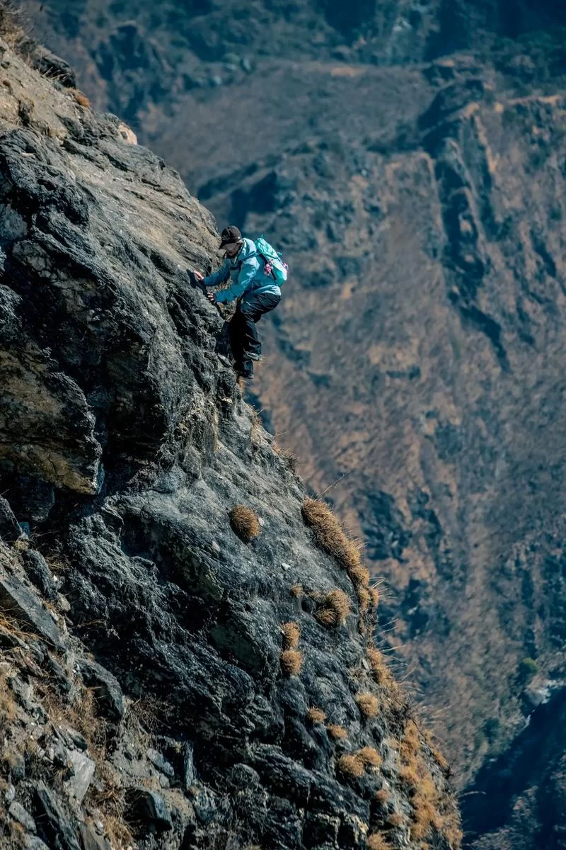 没腿玩个锤子手机版下载，一起体验攀爬乐趣！