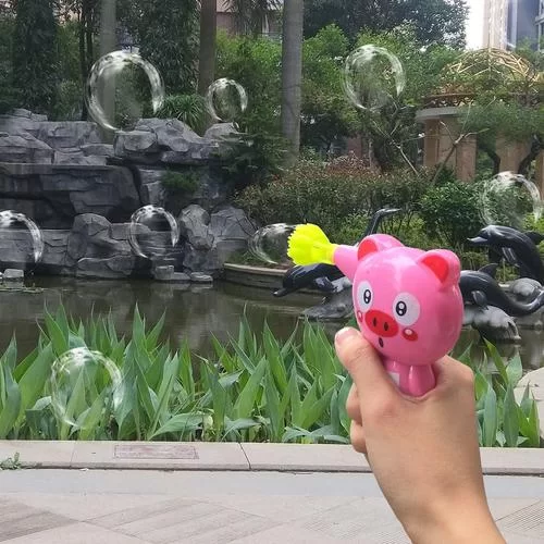 泡泡枪使用方法及技巧，吹出更多更大泡泡！