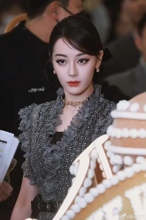 热血战龙之刃：迪丽热巴代言，等你来战！