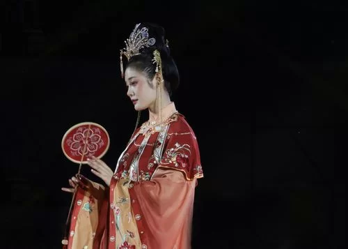 熹妃传华服夜宴攻略大全：快速提升宴会排名