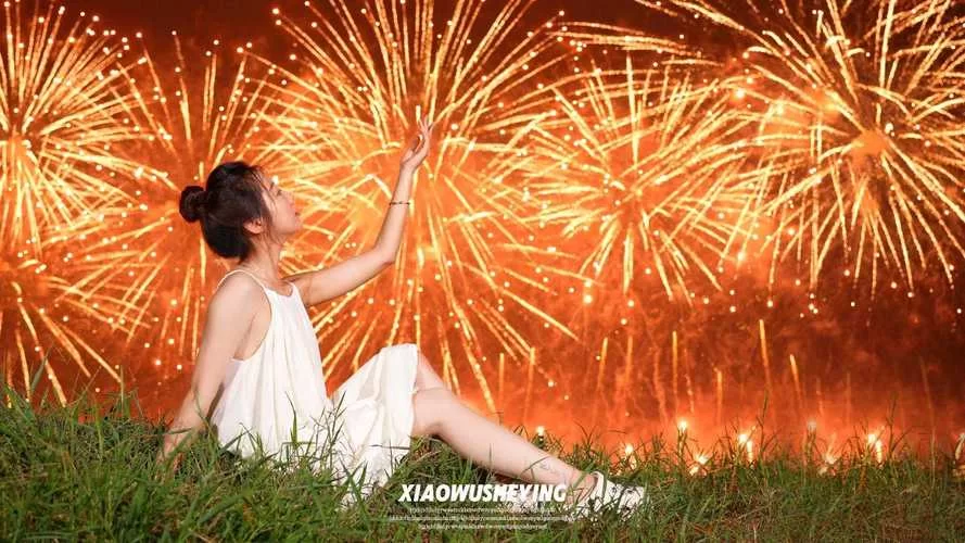 白色烟花在爱情里代表什么？浪漫还是其他含义？