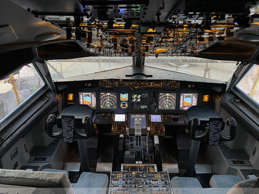 真实模拟飞行驾驶舱:玩转空中自由翱翔 真实模拟飞行驾驶舱:玩转空中自由翱翔