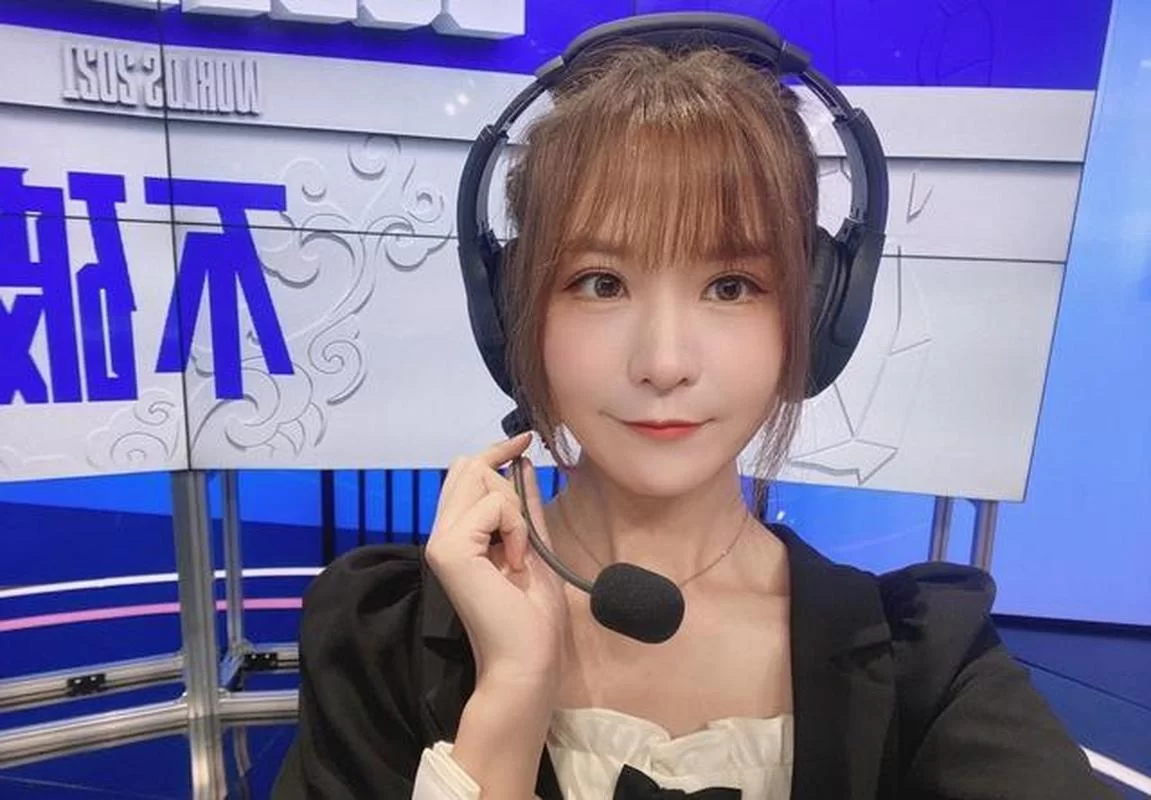 瞳夕微博：LOL解说分享比赛后感悟