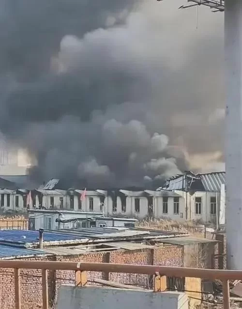 福州厂房火灾：jian3现场画面曝光，火势有多猛？