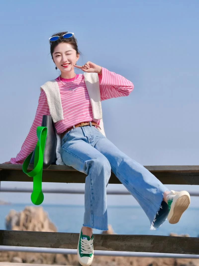 粉蓝搭配好看吗？粉蓝色系穿搭技巧，让你美出新高度