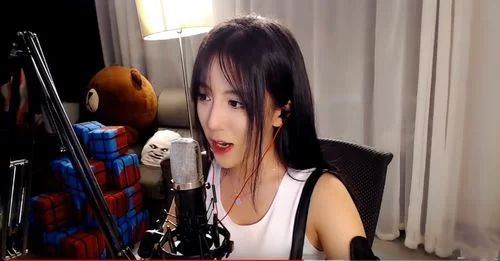 羞耻的直播任务，背后隐藏的秘密！
