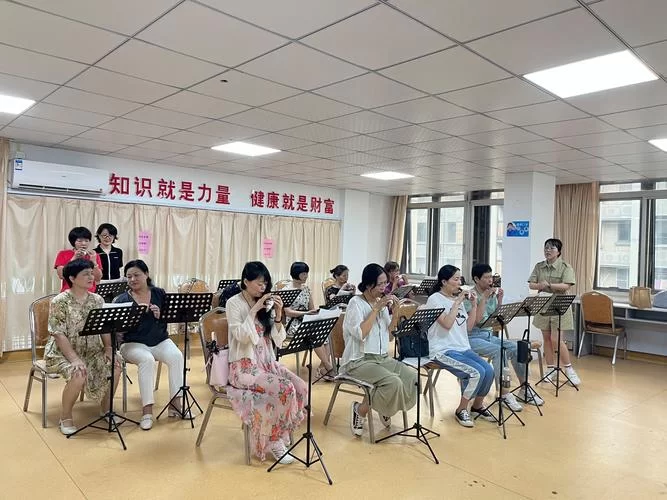 老年大学课程丰富多彩：提升晚年生活品质的课程