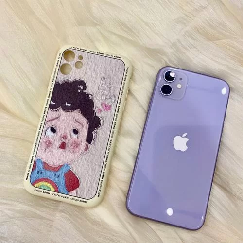 苹果11手机壳能用在苹果12上吗？尺寸和款式全分析