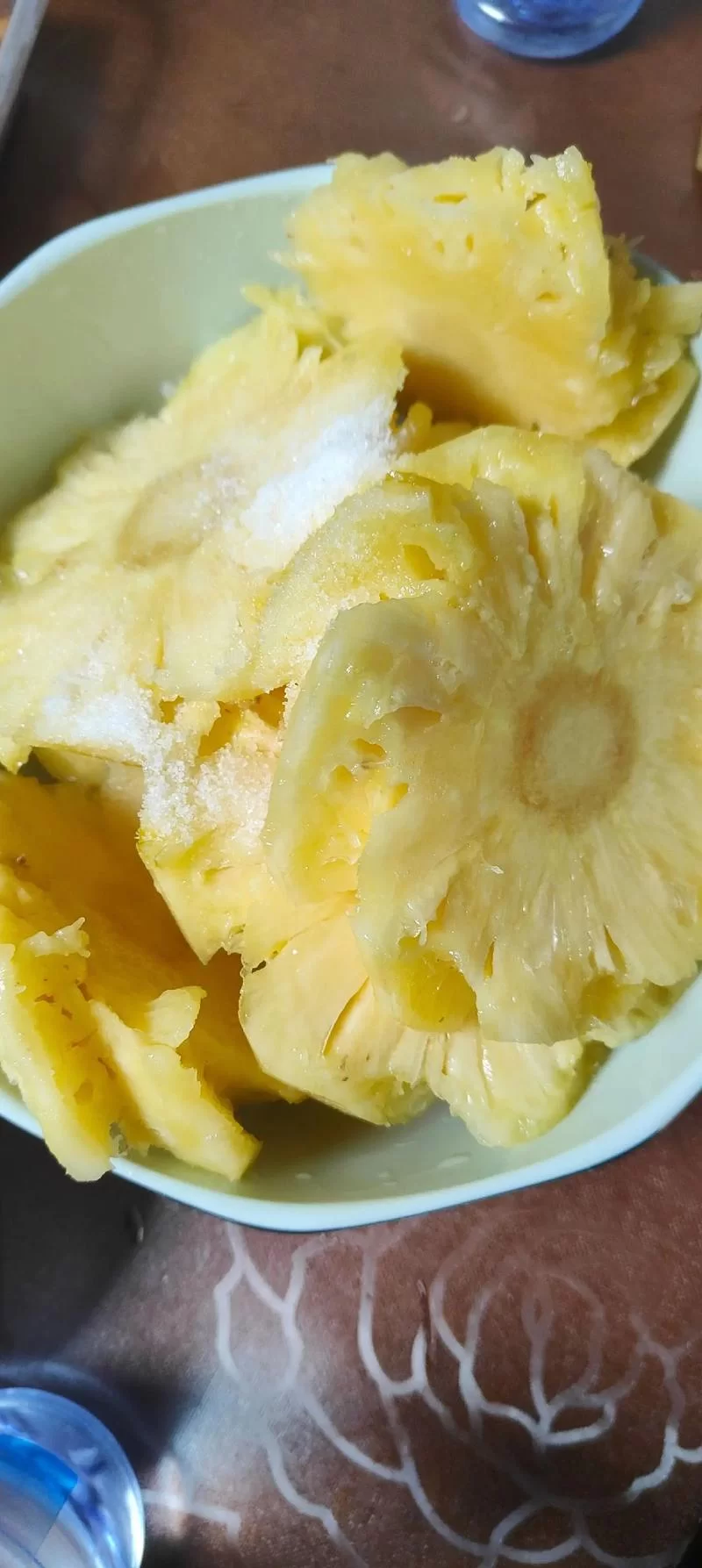 菠萝削皮后怎么保存最鲜?延长保鲜期的小妙招! 菠萝削皮后怎么保存最鲜?延长保鲜期的小妙招!