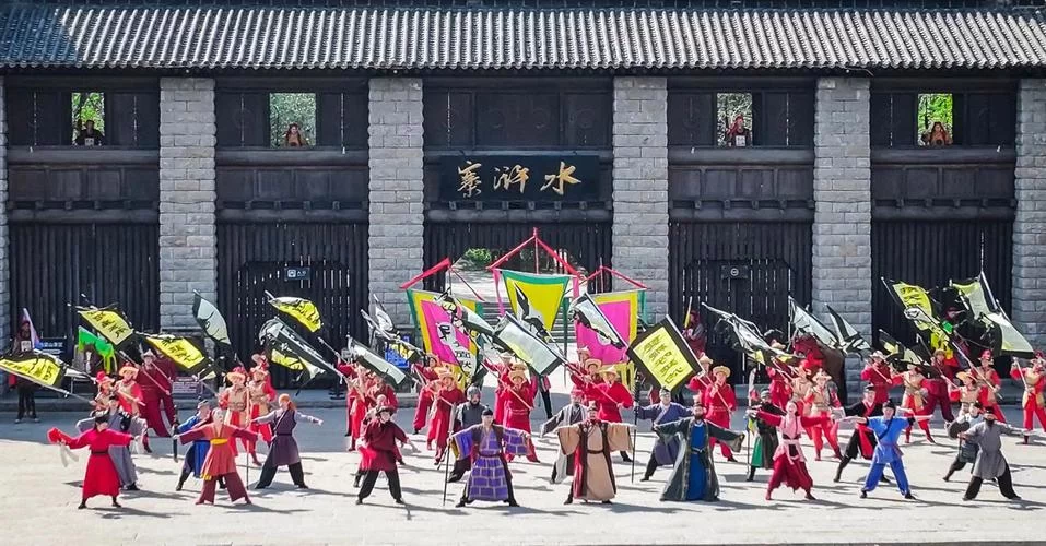 行侠仗义：它的意思和现代社会意义是什么？