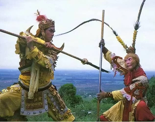 西游记：孙悟空大战鲤鱼精，谁更厉害？